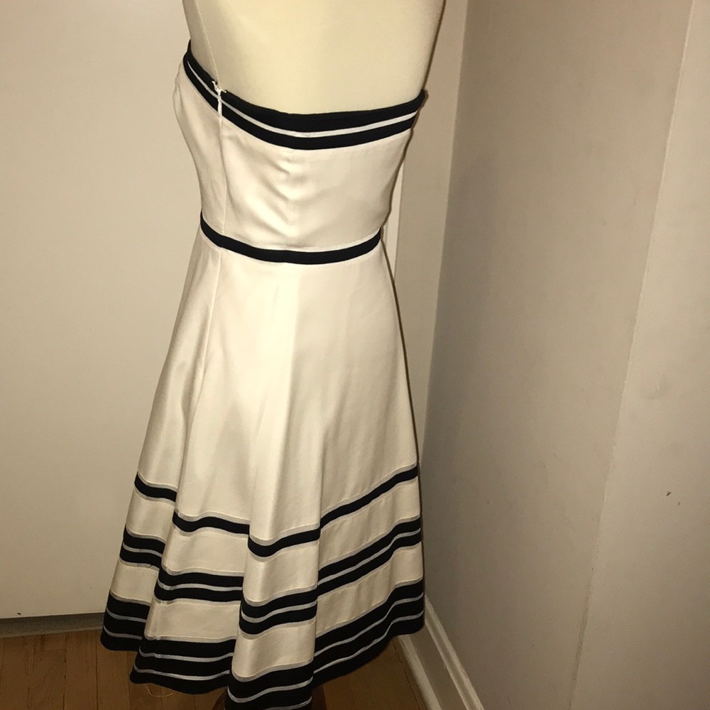ANN TAYLOR DRESS - Picture 3 of 8